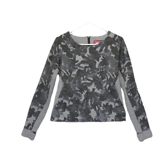 NIKE Womens Sz S Tech Fleece Camo Sweatshirt Pullover Crewneck Grey‎ Long sleeve - Picture 1 of 10
